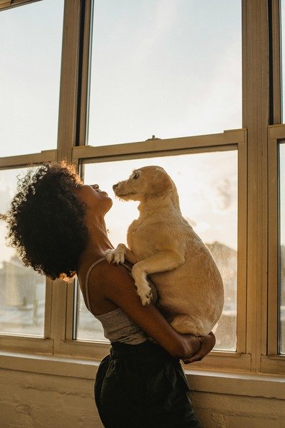 pexels-samson-katt-5255249.jpg